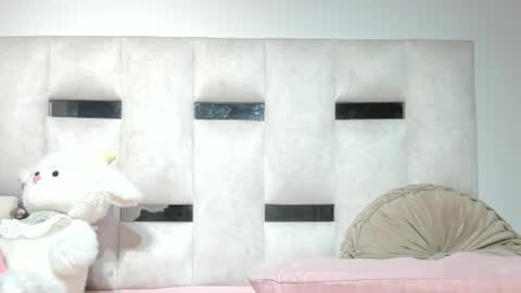 missnatasha05 online show from February 17, 12:40 am