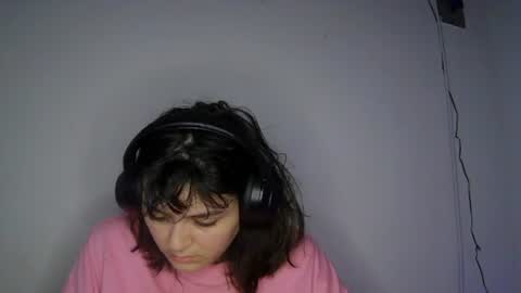 sarah online show from June 20, 8:11 pm