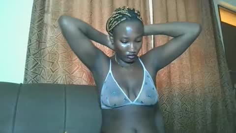 pretty gal online show from March 16, 8:29 am