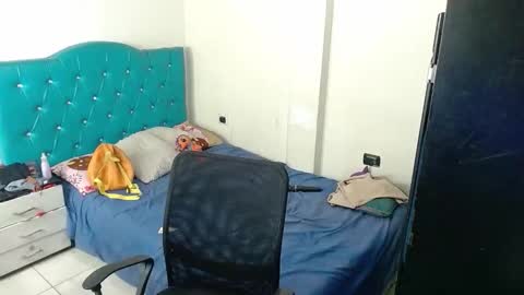 kassandra online show from October 17, 12:47 am