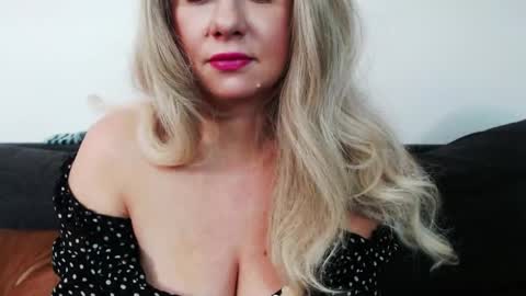 Missqueen1416 online show from January 22, 7:03 am
