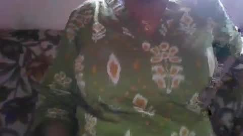 missquin online show from February 2, 9:08 am