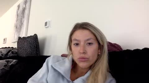 Alyssa online show from May 1, 3:16 pm