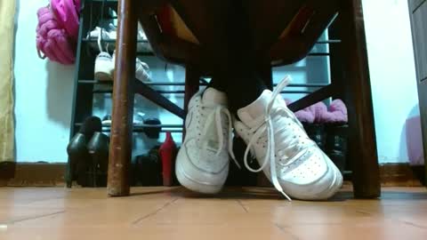 TELL ME MISS online show from December 29, 7:53 pm