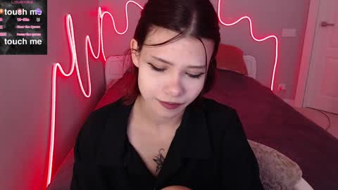 Snapshot of misssfoxyy chatting on June 5, 7:14 am Miss Mila online show from June 5, 7:14 am