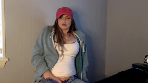 Wifey online show from November 5, 8:42 pm