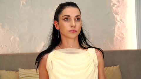 Snapshot of misssophiee_ chatting on May 24, 8:03 pm Sophie online show from May 24, 8:03 pm