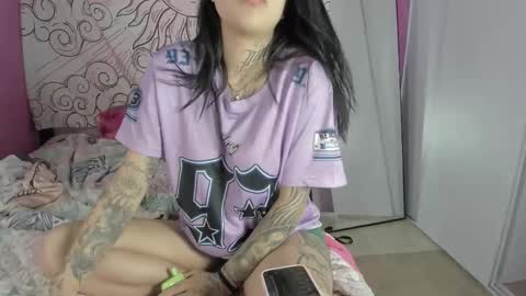 missstarmoon online show from September 17, 2:02 am