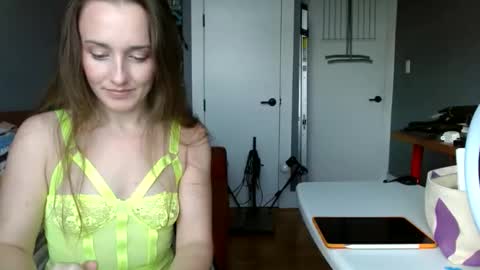 Summer West online show from January 3, 5:53 pm