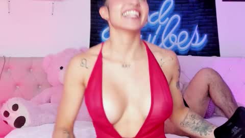 Snapshot of misstexass_ chatting on October 17, 11:18 pm Natalie Texass indepedent model online show from October 17, 11:18 pm