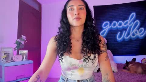 Snapshot of misstexass_ chatting on November 4, 2:54 am Natalie Texass indepedent model online show from November 4, 2:54 am