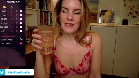 MissThea online show from February 26, 1:21 am