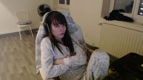 missthon online show from January 1, 8:26 pm