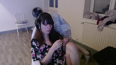 missthon online show from January 2, 9:18 pm