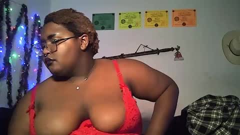 Misstrezzkristina online show from January 7, 4:50 am