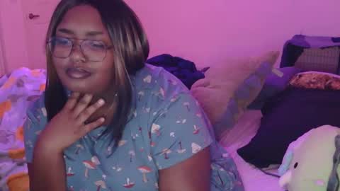 Misstrezzkristina online show from October 6, 9:56 pm