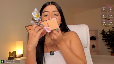 Snapshot of missvancouver_ chatting on February 26, 1:10 pm Mafe Jimenez online show from February 26, 1:10 pm