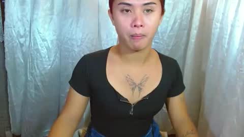 SweetViolet online show from March 26, 1:17 pm