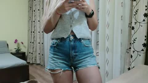 missxbabyx online show from April 20, 6:53 pm