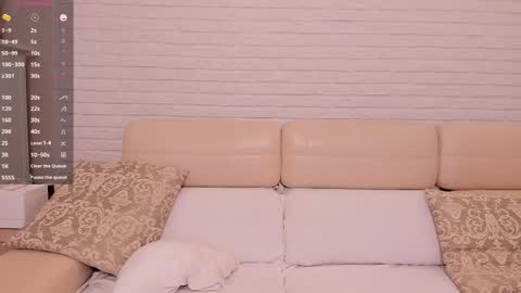 missxcaprice online show from February 13, 3:13 am