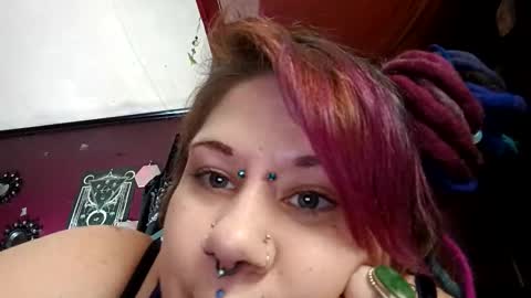 Snapshot of missxmoth444 chatting on November 11, 10:21 pm missxmoth444 online show from November 11, 10:21 pm