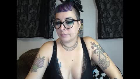 Missy Dee online show from September 11, 6:35 am