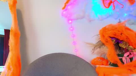 Missy online show from November 2, 8:33 pm