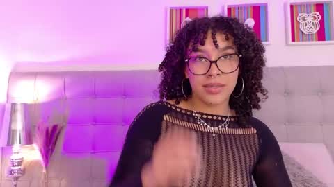 Snapshot of missygainer chatting on September 28, 4:18 am Missy Gainer online show from September 28, 4:18 am