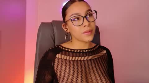 Snapshot of missygainer chatting on October 15, 12:11 am Missy Gainer online show from October 15, 12:11 am