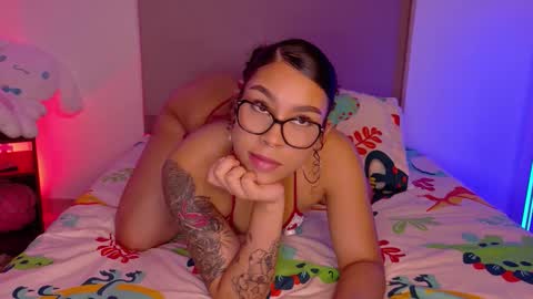 Snapshot of missygainer chatting on October 22, 11:59 pm Missy Gainer online show from October 22, 11:59 pm