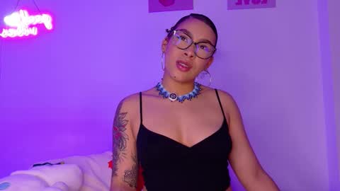 Snapshot of missygainer chatting on November 30, 2:04 am Missy Gainer online show from November 30, 2:04 am