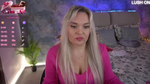 missyymarty online show from March 15, 8:09 am