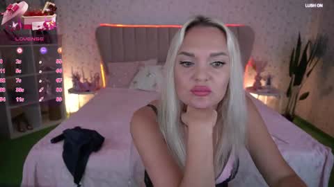 missyymarty online show from July 20, 6:49 am