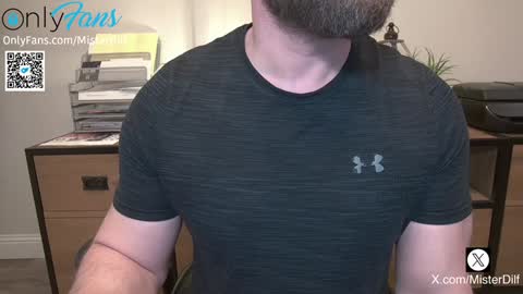 MISTER DILF  online show from January 1, 9:09 pm