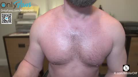 MISTER DILF  online show from January 15, 10:35 pm
