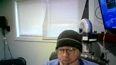 Mr. Happy online show from January 12, 8:25 pm