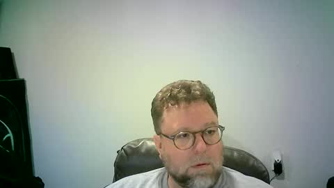 Mr. Happy online show from October 13, 6:57 am