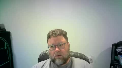 Mr. Happy online show from November 28, 7:22 am