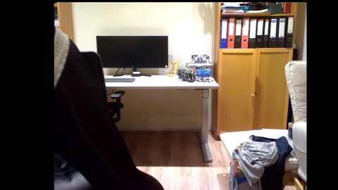 misterbobbyxx online show from February 27, 11:37 pm