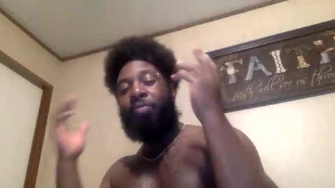 Snapshot of misterp1133 chatting on March 28, 6:29 pm misterp1133 online show from March 28, 6:29 pm