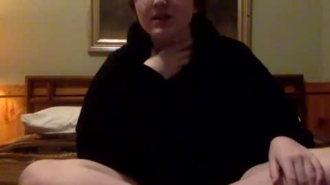 Lassie Cassie online show from May 27, 2:08 am