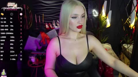 Darsy online show from December 26, 8:00 pm