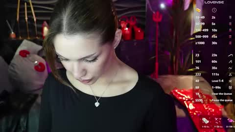 Darsy online show from October 15, 1:55 pm