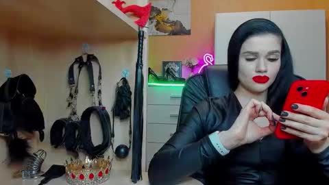 Mistress Kristi online show from February 18, 5:42 pm