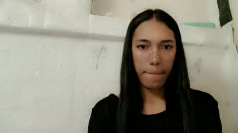 Snapshot of mistress_mitch chatting on June 2, 5:09 am Mistress Mitch online show from June 2, 5:09 am