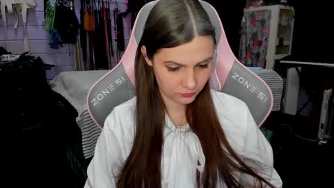 Dirty Priest and Ivi online show from February 17, 7:21 pm