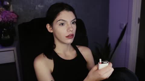 Snapshot of mistress_rochelle chatting on December 11, 1:47 am Miss Rochelle online show from December 11, 1:47 am