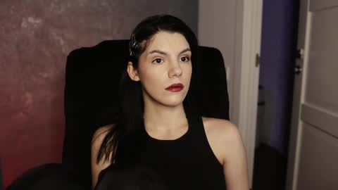 Snapshot of mistress_rochelle chatting on February 17, 5:10 pm Miss Rochelle online show from February 17, 5:10 pm