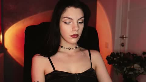 Snapshot of mistress_rochelle chatting on September 13, 8:52 pm Miss Rochelle online show from September 13, 8:52 pm