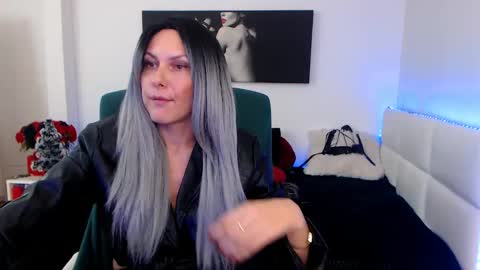 MistressEvelyn  online show from December 9, 10:54 am